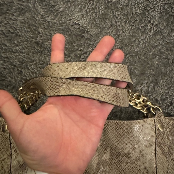 MICHAEL KORS Snakeskin Shoulder Bag With Chain Straps - Picture 11 of 14